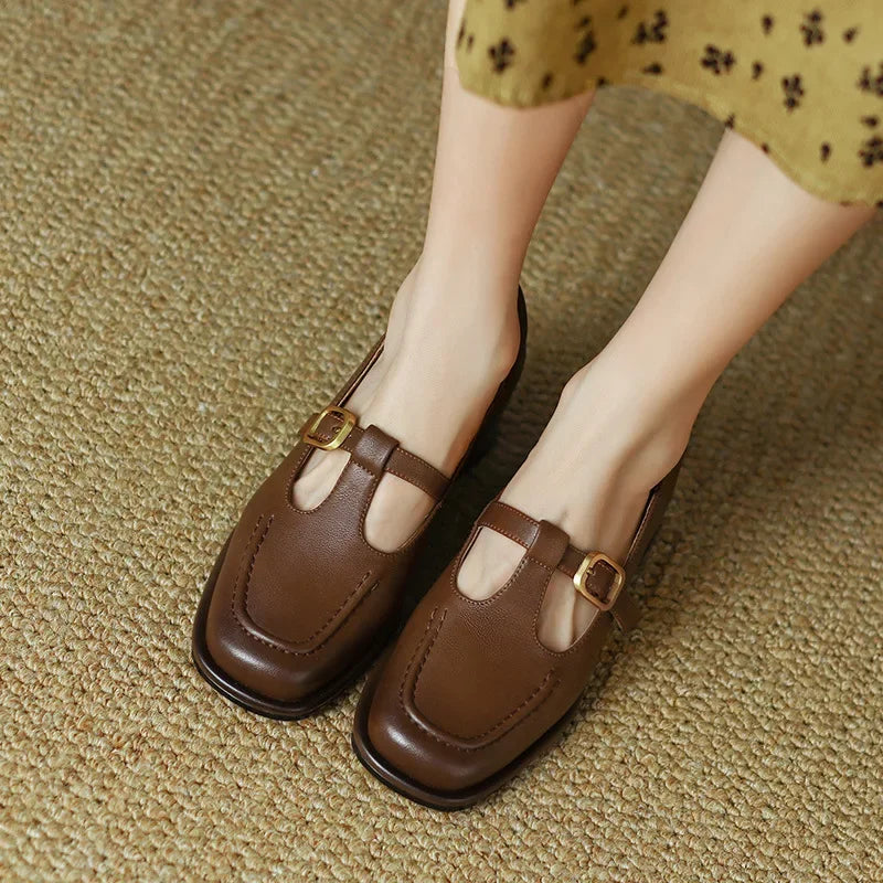 Ysolenne™ | T-Strap - Maison Léa & Lou