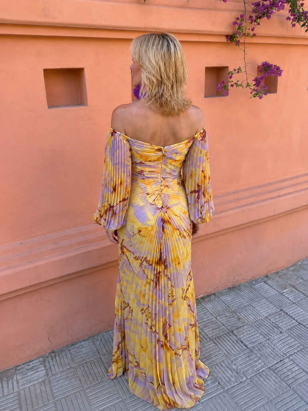 GRETA™ – LONG FLORAL DRESS WITH A DEEP NECKLINE - Maison Léa &amp; Lou