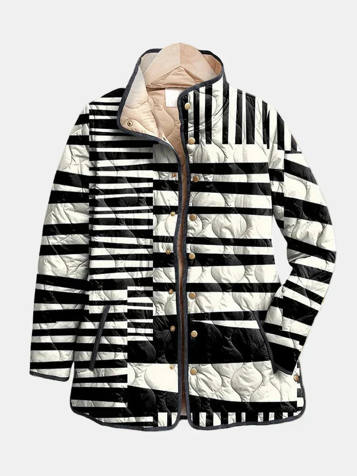 Miren | Black and White Abstract Quilted Jacket - Maison Léa &amp; Lou