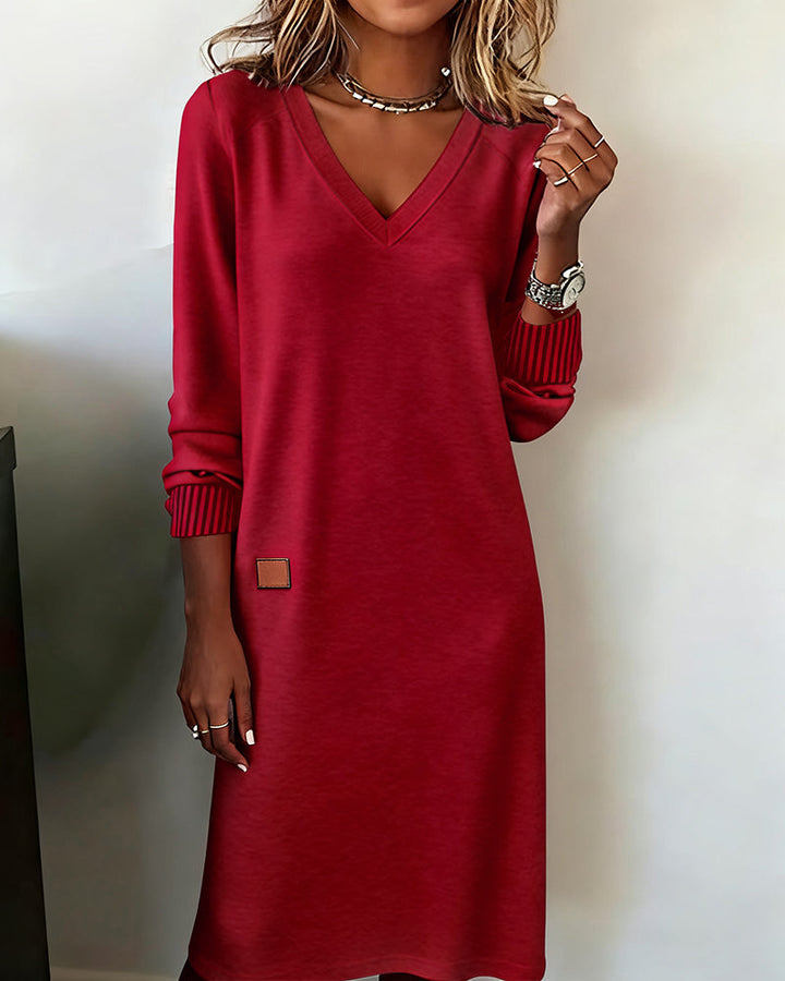 Janay™ | Soft Knit V-Neck Dress - Maison Léa &amp; Lou