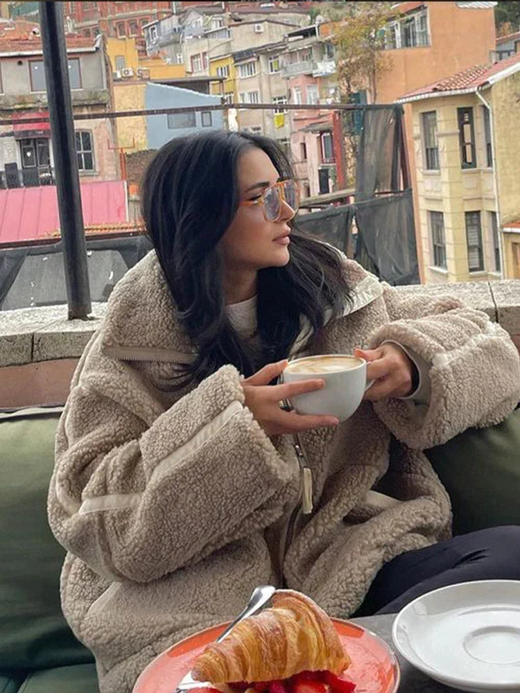 Silvana | Oversized High-Neck Teddy Jacket - Maison Léa &amp; Lou