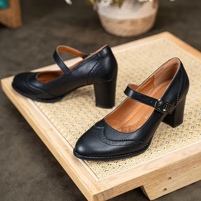 Dorka | High-Heeled Leather Shoes with Buckle