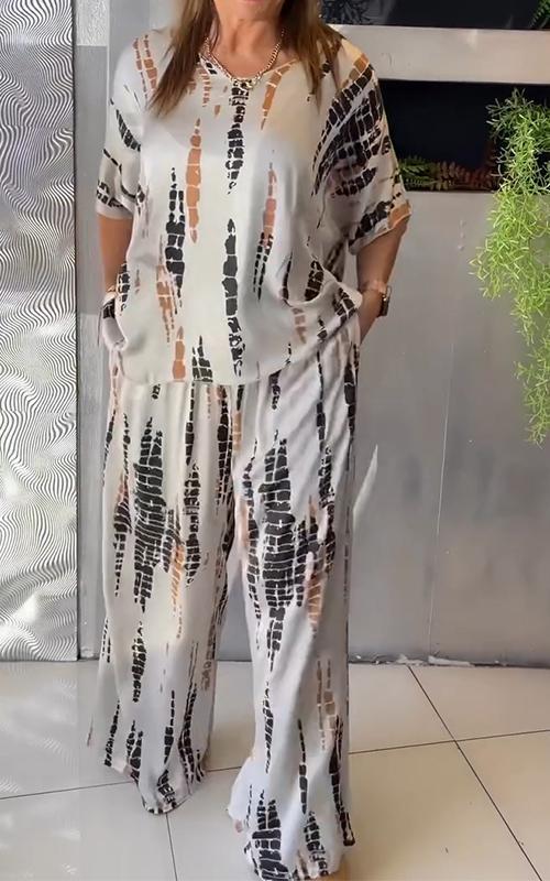 Marie™ | Effortless Printed Two-Piece Set - Maison Léa &amp; Lou