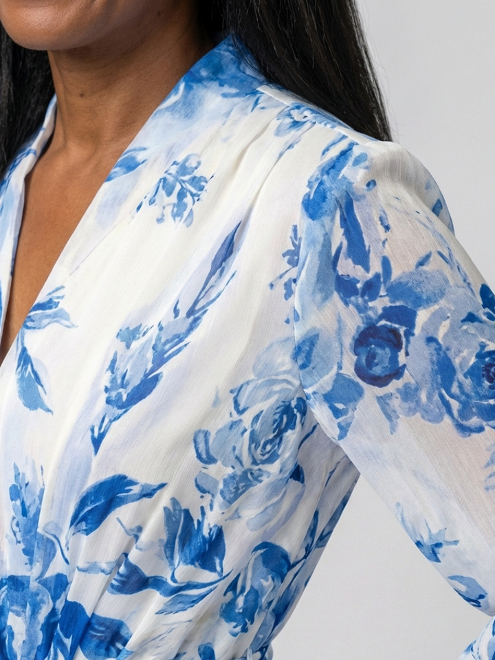 Lillian | Floral Long Sleeve Wrap Maxi Dress - Maison Léa &amp; Lou